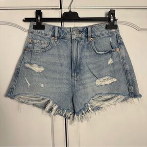 Garage Denim Festival Distressed Jean Shorts Ladies 01 / 25